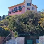 Antheor, Vue Apartmán